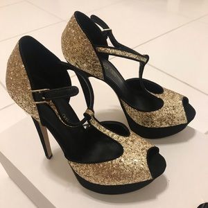 Excellent condition Aldo shoes us 6